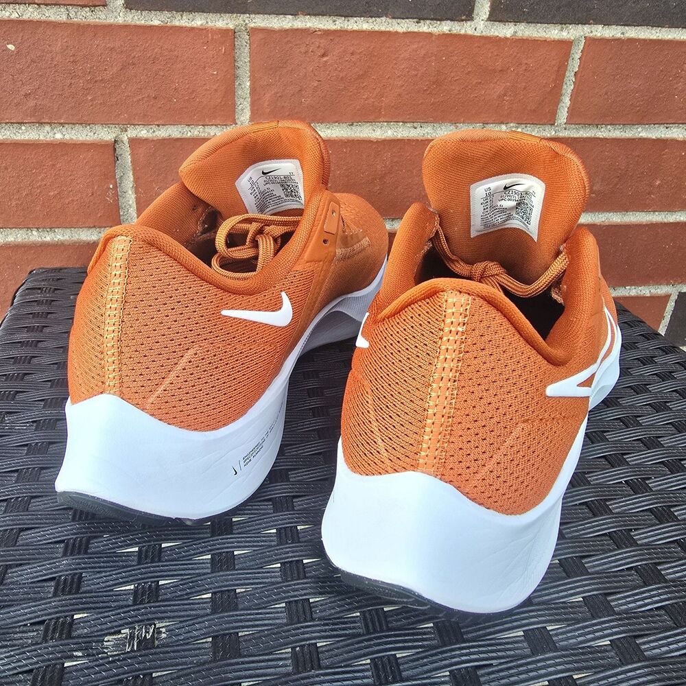 NIKE AIR ZOOM PEGASUS WOMENS SIZE 10 DESERT ORANGE TEXAS CZ1901-801 RUNNING - Picture 2 of 7